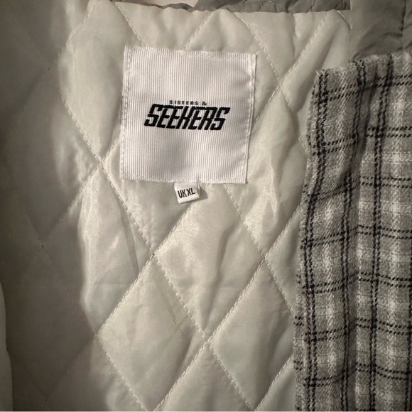 Sisters and Seekers Quilted Plaid Jacket - Picture 4 of 10